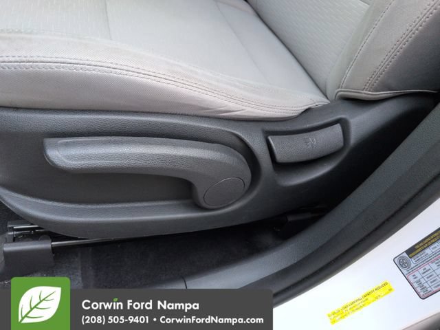 Used 2019 Hyundai Tucson SE w/ Cargo Package AWD/4WD image 12