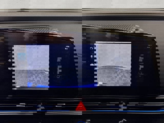 Used 2023 Hyundai Elantra Limited image 14