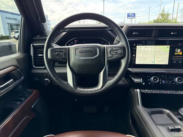 Used 2024 GMC Sierra 3500 Denali Ultimate AWD/4WD image 17