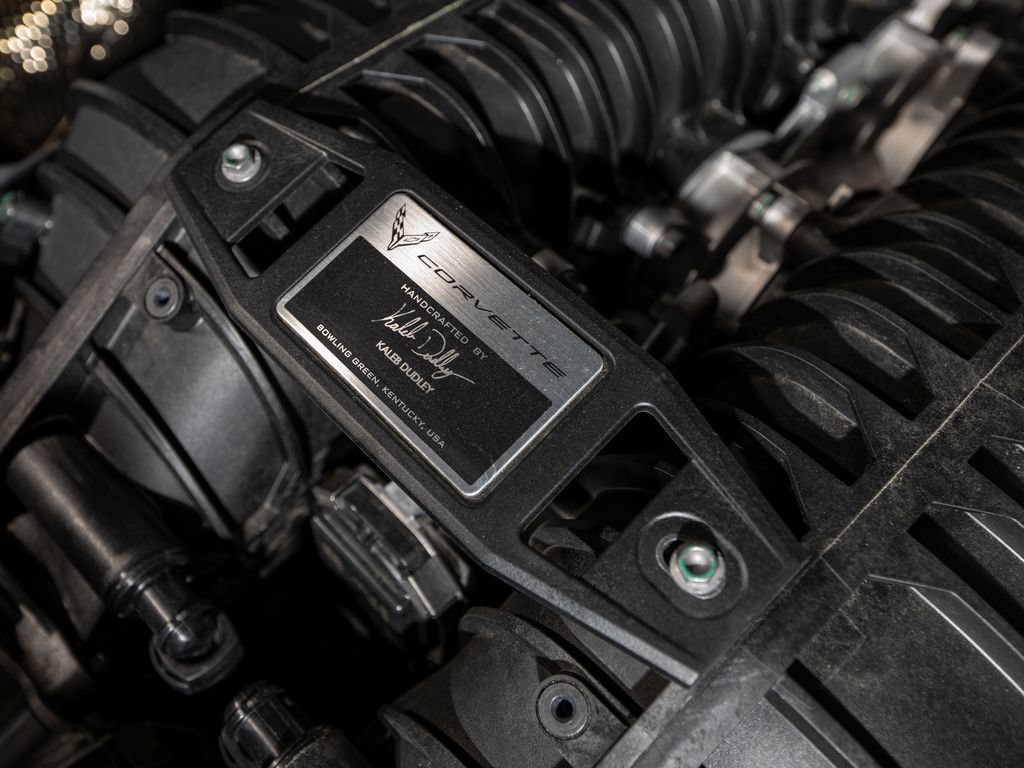 Used 2024 Chevrolet Corvette Z06 RWD image 35