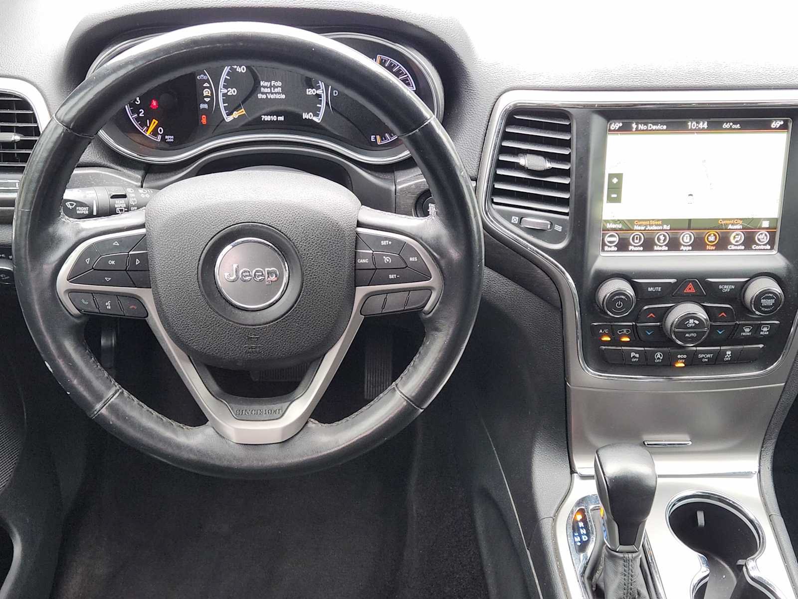 Used 2018 Jeep Grand Cherokee Altitude RWD image 25