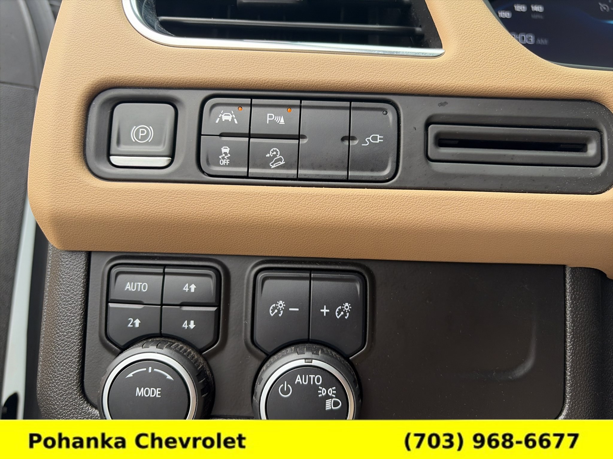 Certified 2022 Chevrolet Suburban Premier AWD/4WD image 14