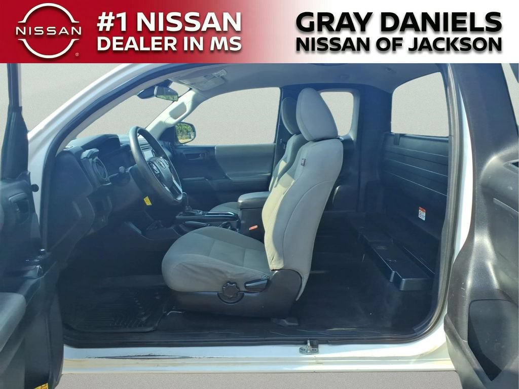 Used 2018 Toyota Tacoma SR RWD image 26