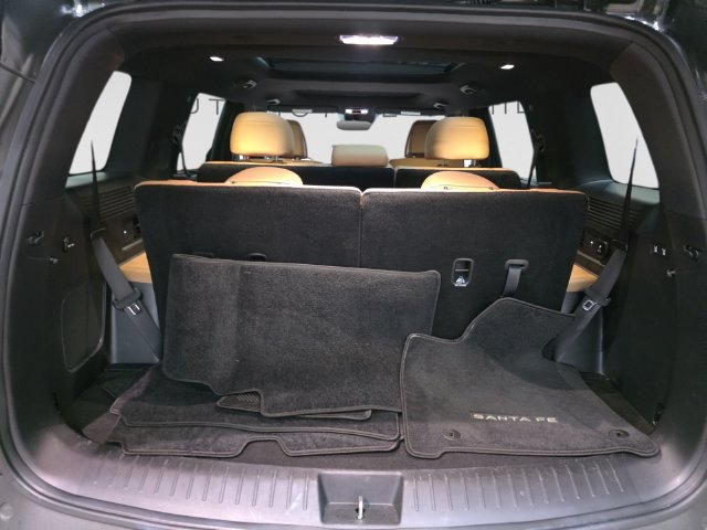 Used 2024 Hyundai Santa Fe Limited AWD/4WD image 23