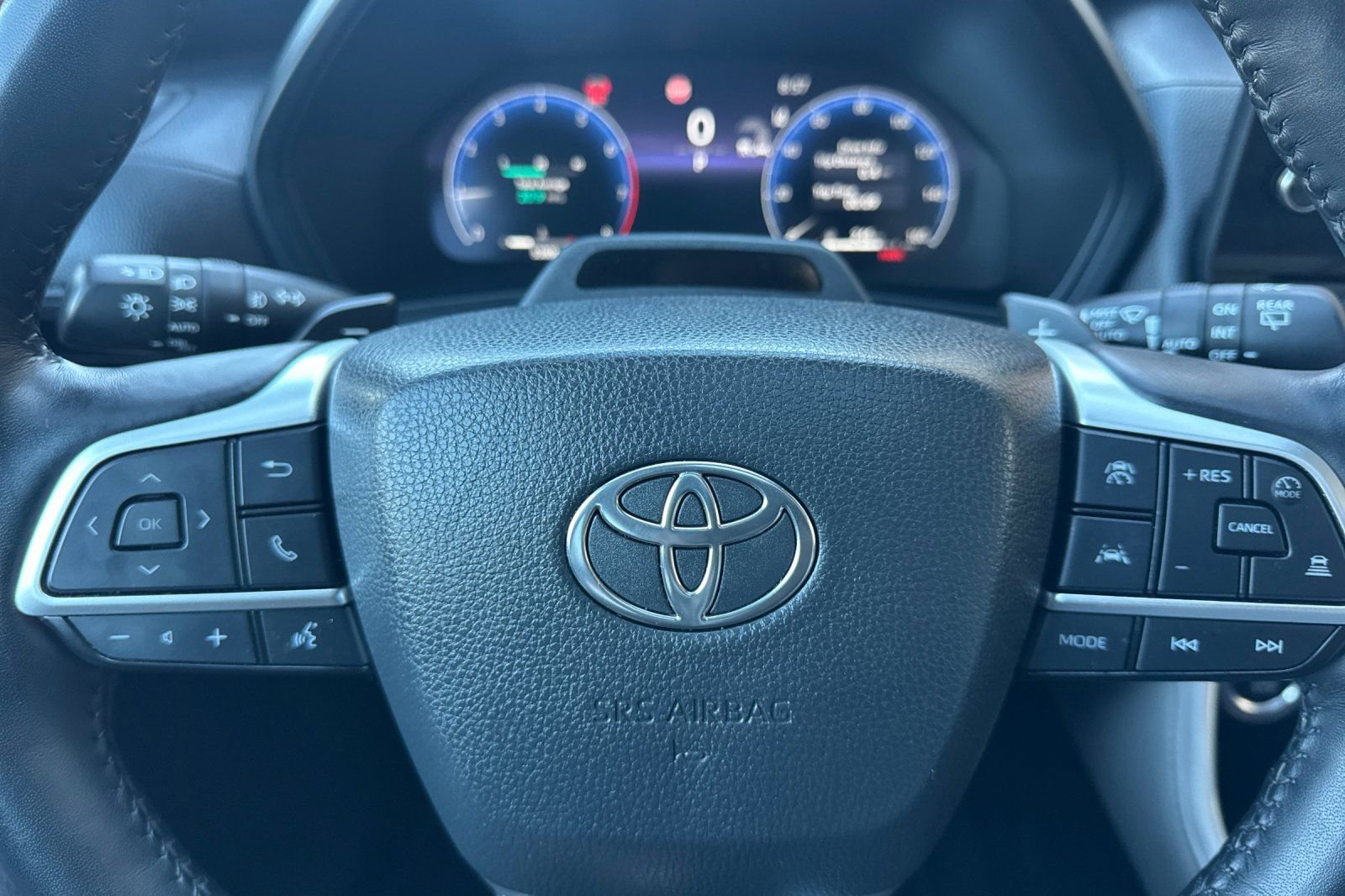 Used 2024 Toyota Grand Highlander Platinum image 26