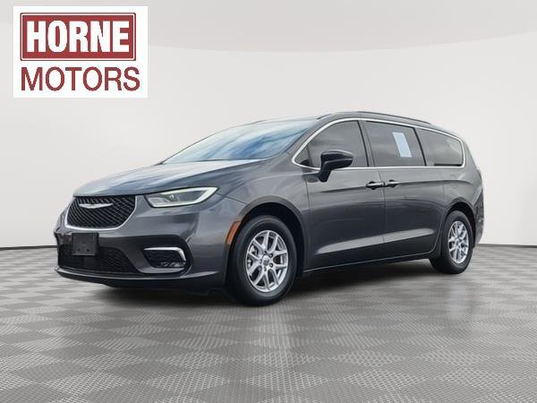 Used 2021 Chrysler Pacifica Touring-L image 1