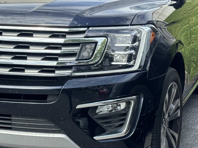 Used 2021 Ford Expedition Limited AWD/4WD image 5