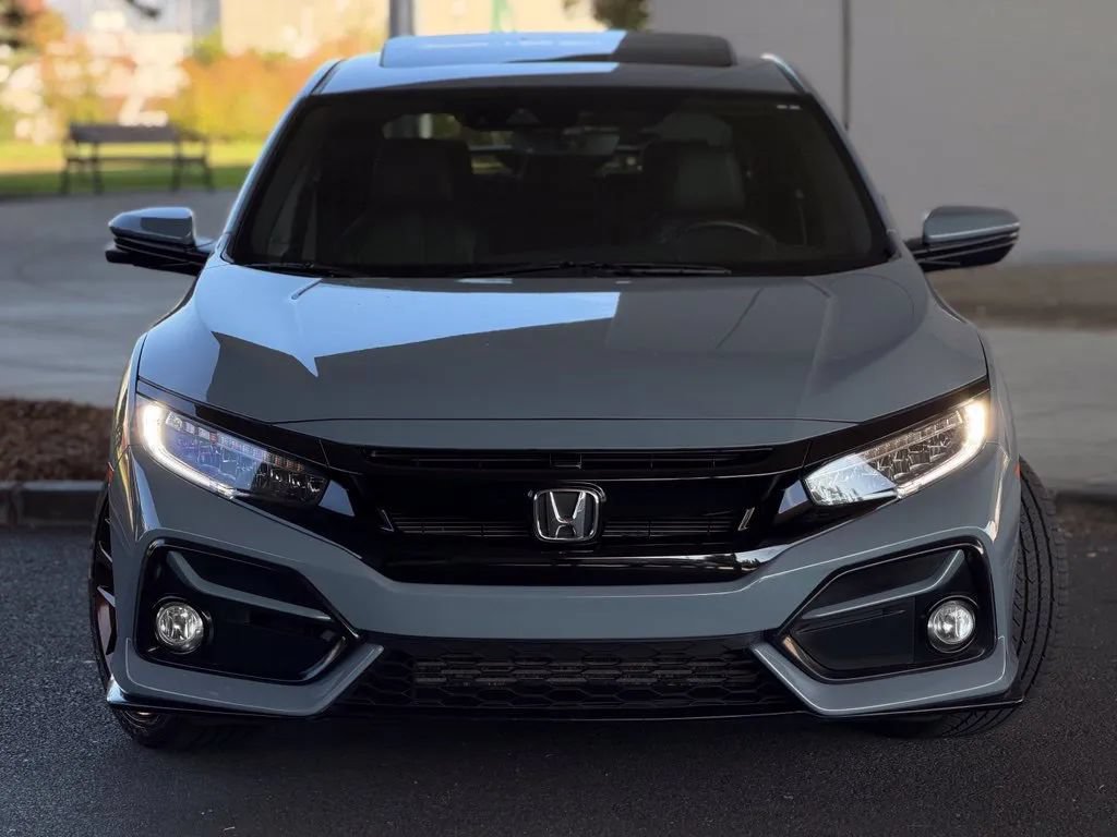 Used 2020 Honda Civic Sport Touring image 2