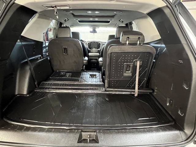 Used 2019 Chevrolet Traverse LT w/ LT Premium Package AWD/4WD image 8