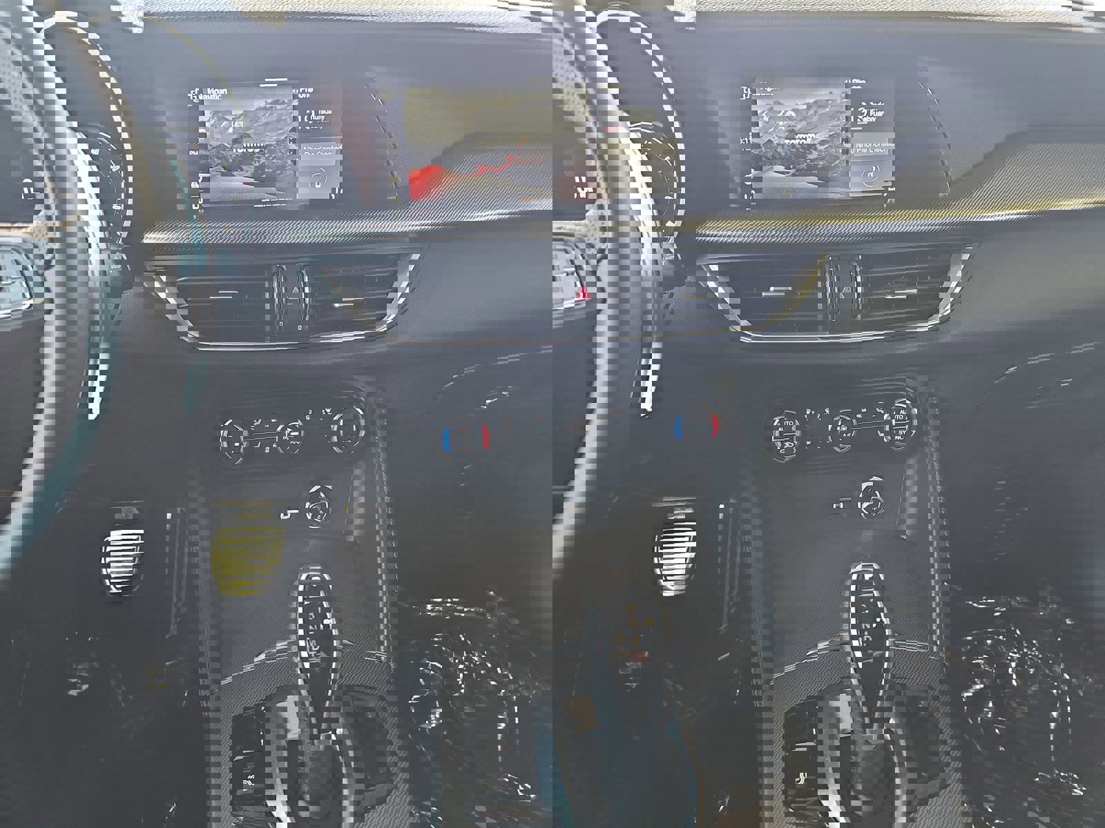 Used 2024 Alfa Romeo Stelvio Veloce image 21