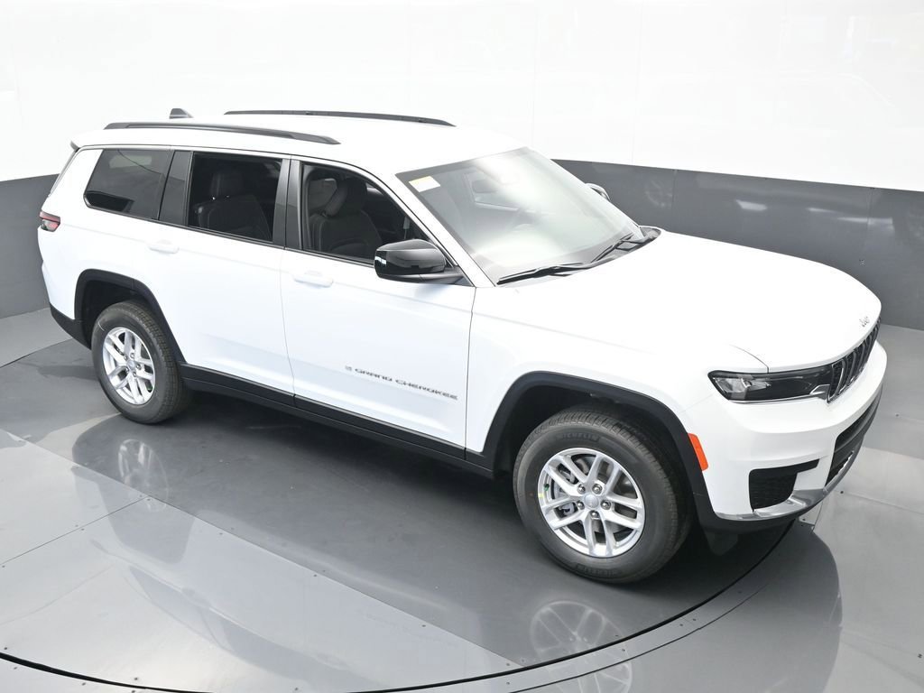 Used 2024 Jeep Grand Cherokee L Laredo w/ Luxury Tech Group I image 46