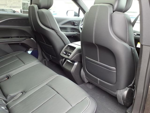 New 2026 Cadillac Lyriq Luxury w/ LPO, Floor Liner Package RWD image 21