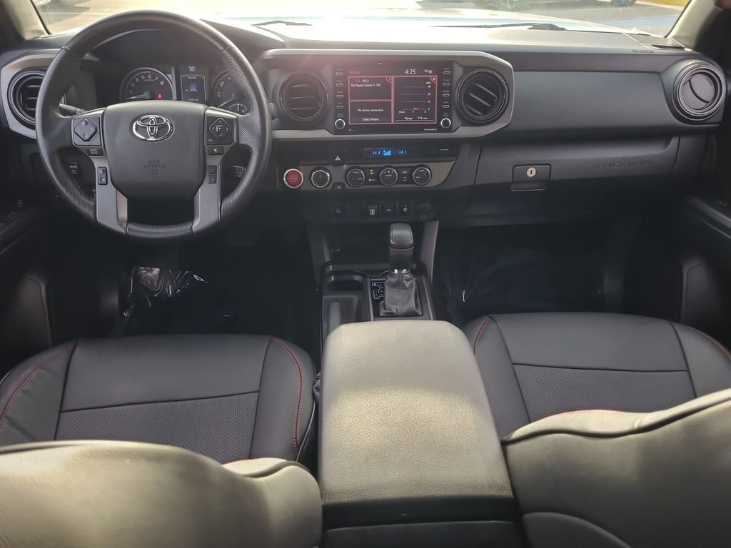 Used 2021 Toyota Tacoma TRD Off-Road image 14