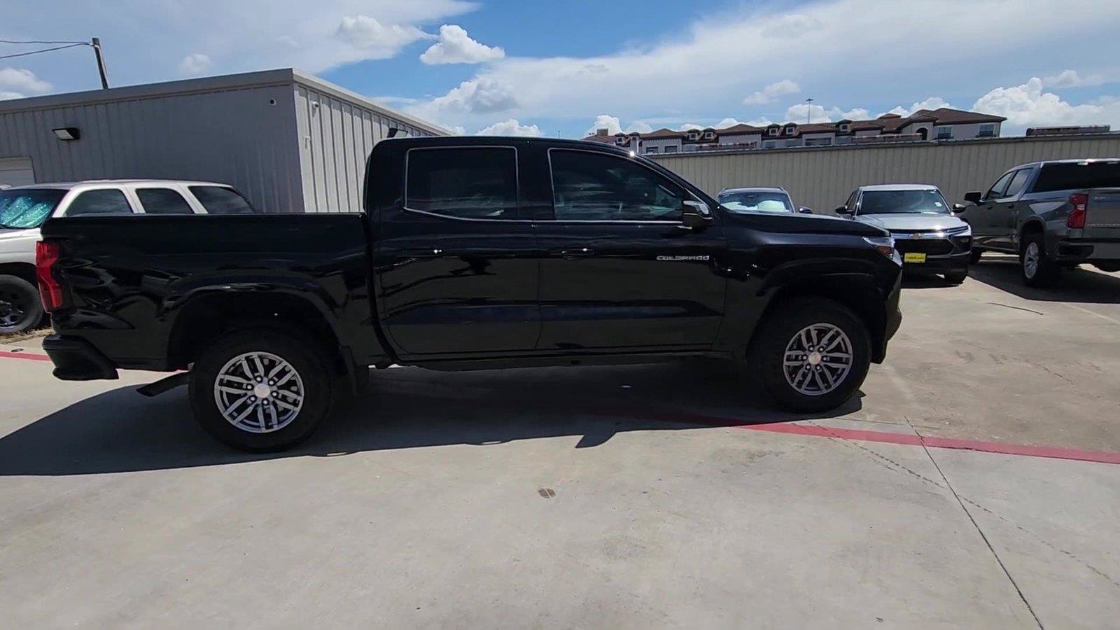 Certified 2026 Chevrolet Colorado LT RWD image 9