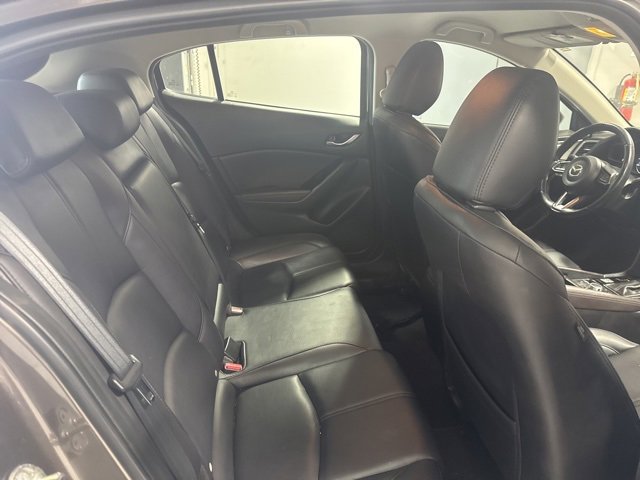 Used 2017 MAZDA MAZDA3 Touring image 18