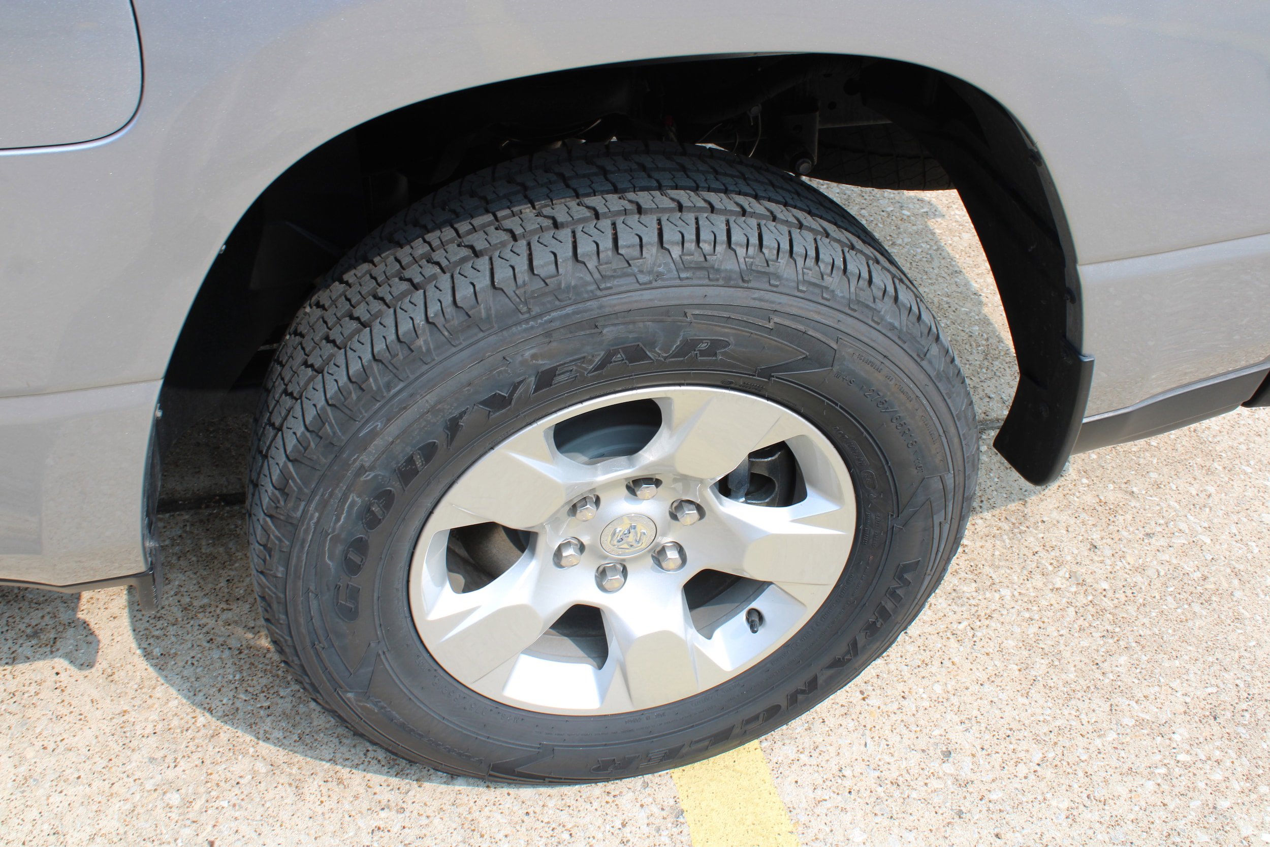 Certified 2025 RAM 1500 Tradesman AWD/4WD image 16