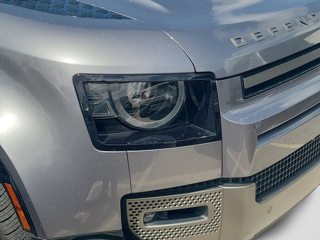 Used 2022 Land Rover Defender 110 X-Dynamic HSE AWD/4WD image 7