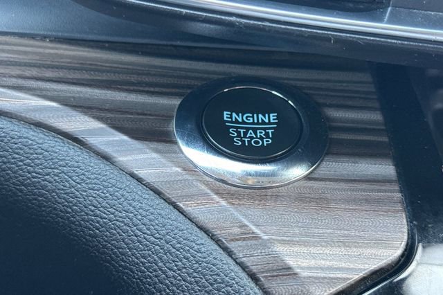 Used 2023 Ford Explorer Limited image 28