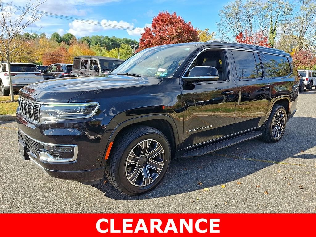 Used 2024 Jeep Wagoneer L Series II w/ Flexible Seating Group image 3