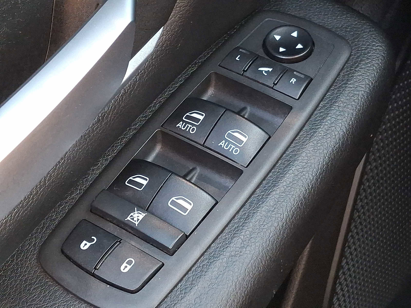 Used 2021 RAM 1500 Big Horn image 24