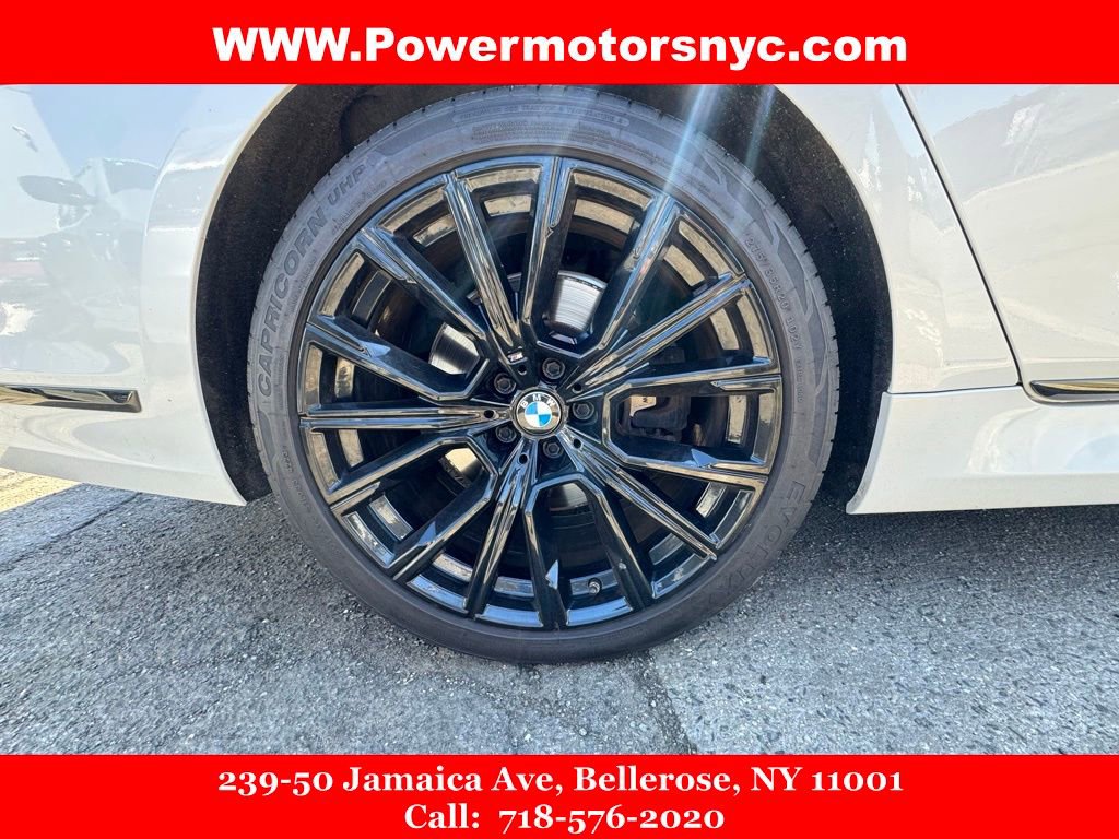 Used 2020 BMW 740i xDrive w/ M Sport Package image 17