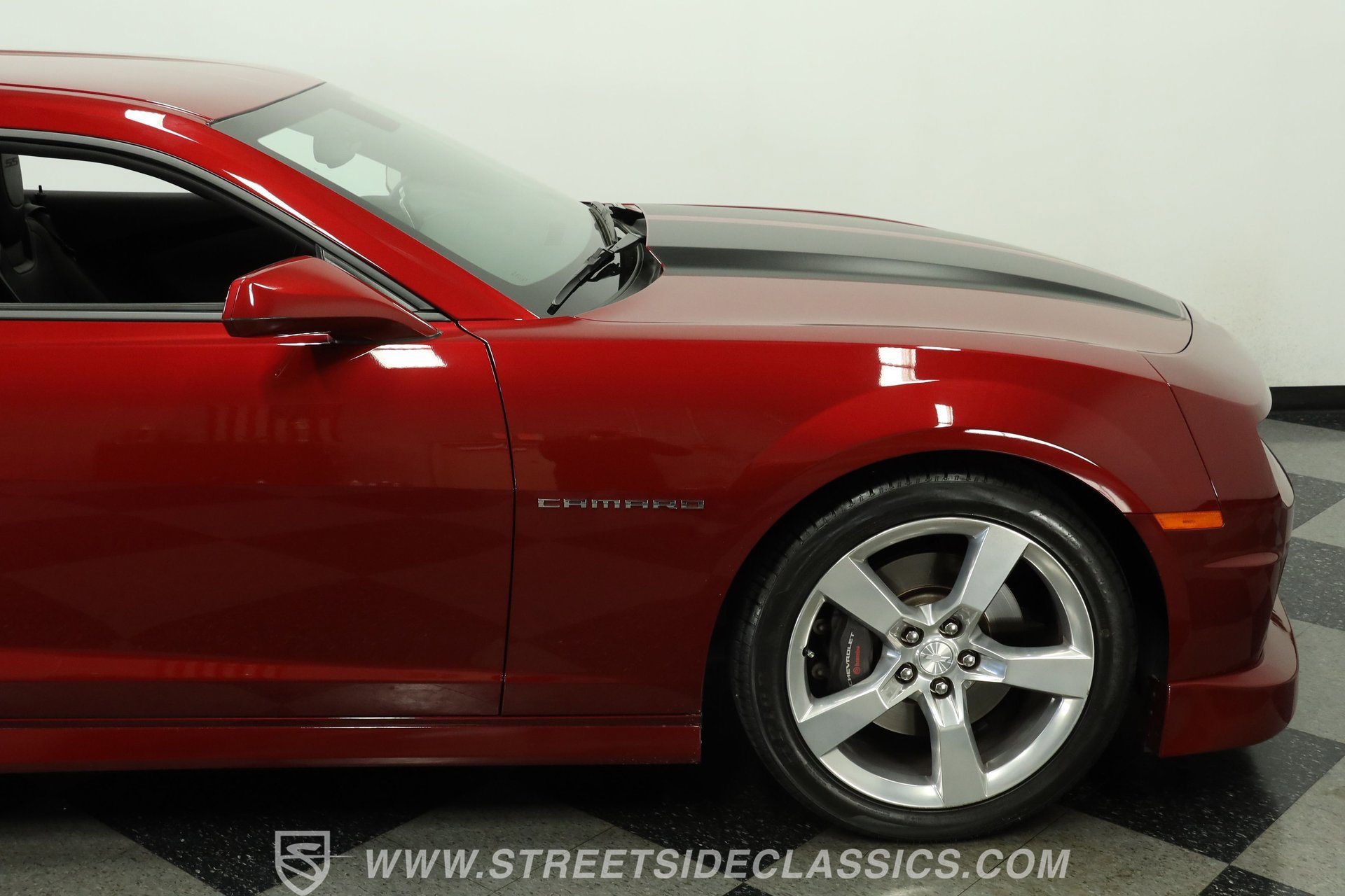 Used 2010 Chevrolet Camaro SS w/ RS Package image 28