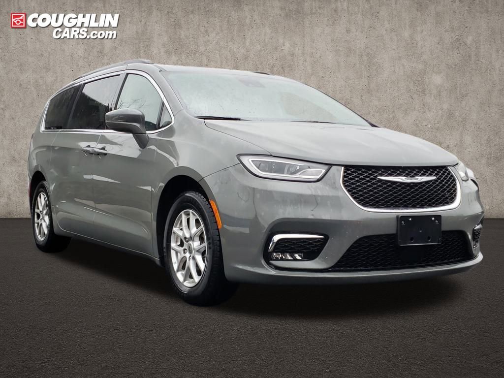Used 2022 Chrysler Pacifica Touring-L image 1