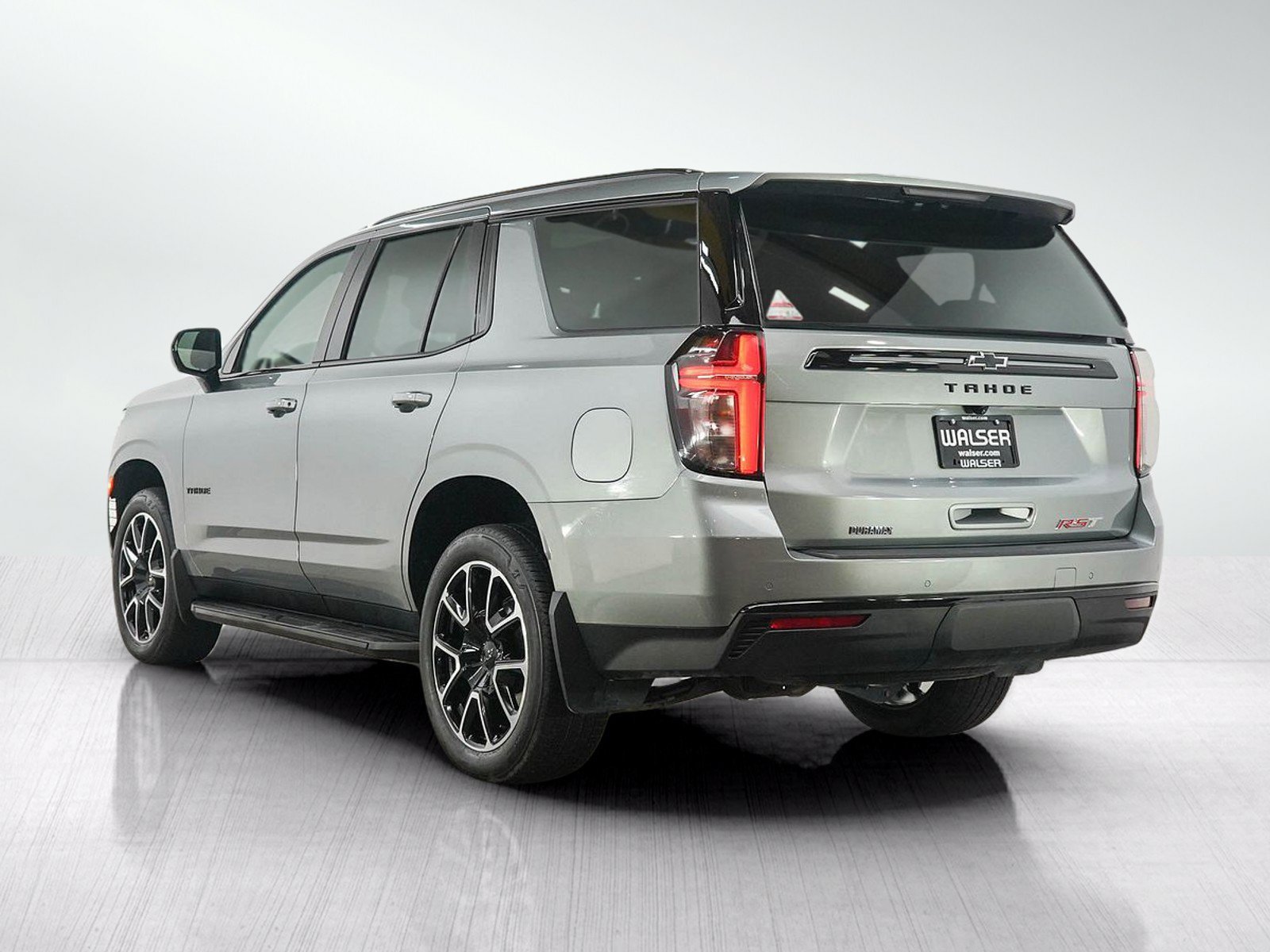 Used 2024 Chevrolet Tahoe RST w/ Max Trailering Package AWD/4WD image 3