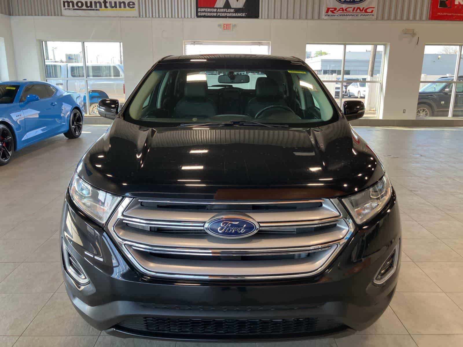 Used 2018 Ford Edge SEL w/ Equipment Group 201A AWD/4WD image 2