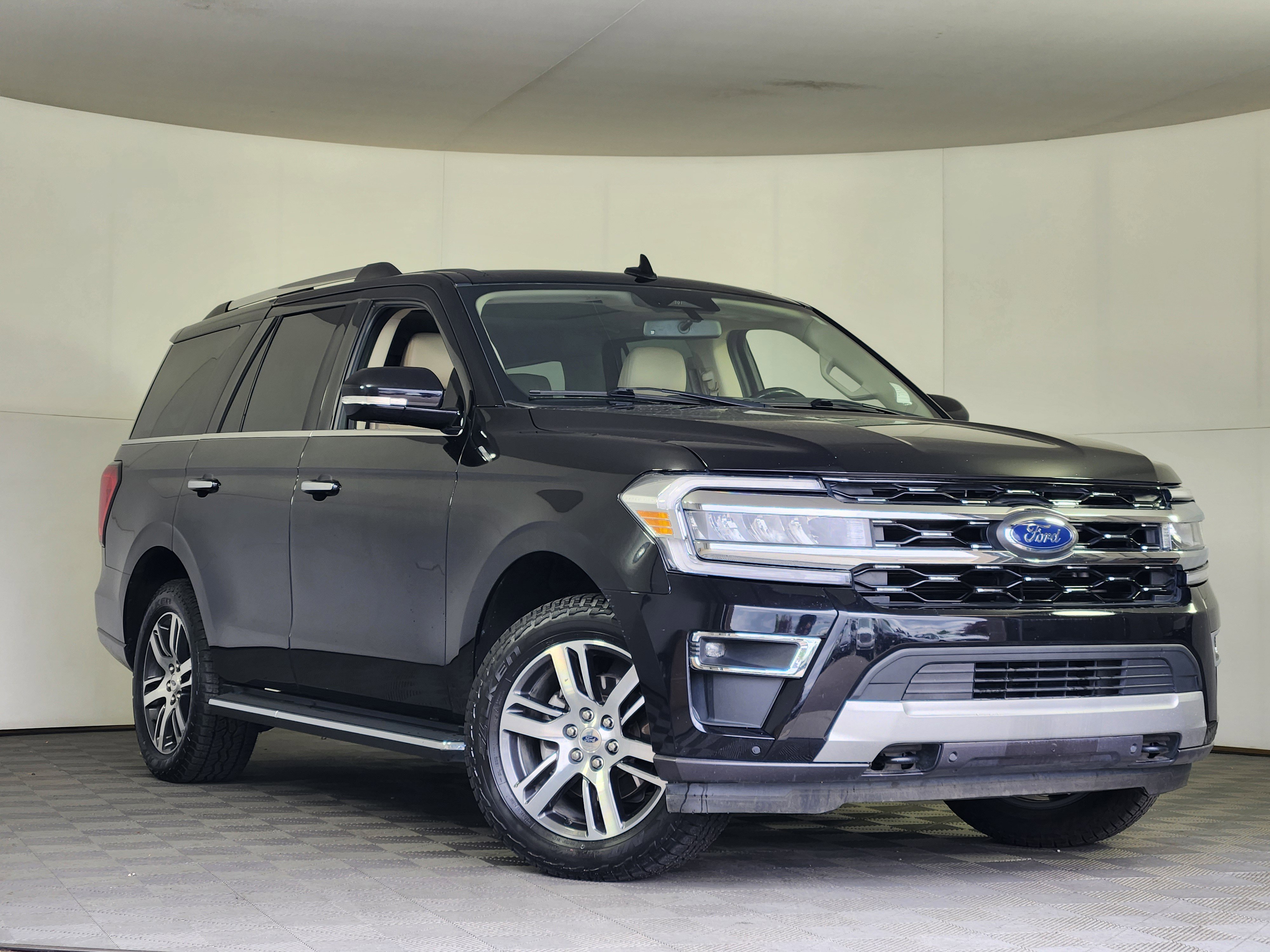 Used 2023 Ford Expedition Limited