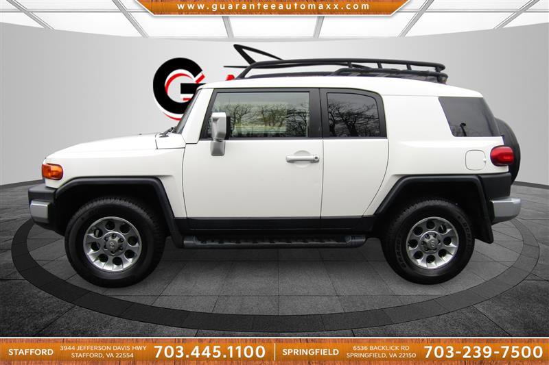 Used 2011 Toyota FJ Cruiser 4WD image 8