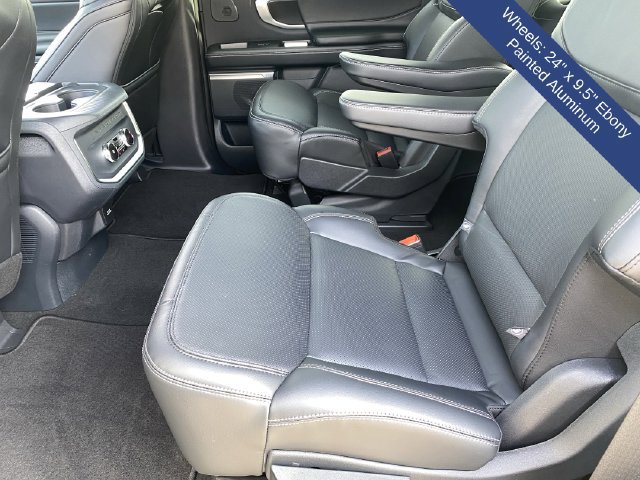 Used 2026 Ford Expedition Platinum w/ Stealth Performance Package AWD/4WD image 22