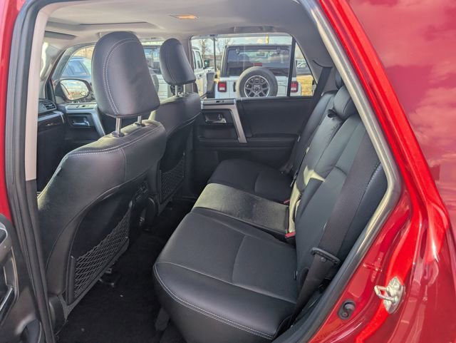 Used 2022 Toyota 4Runner Limited image 9