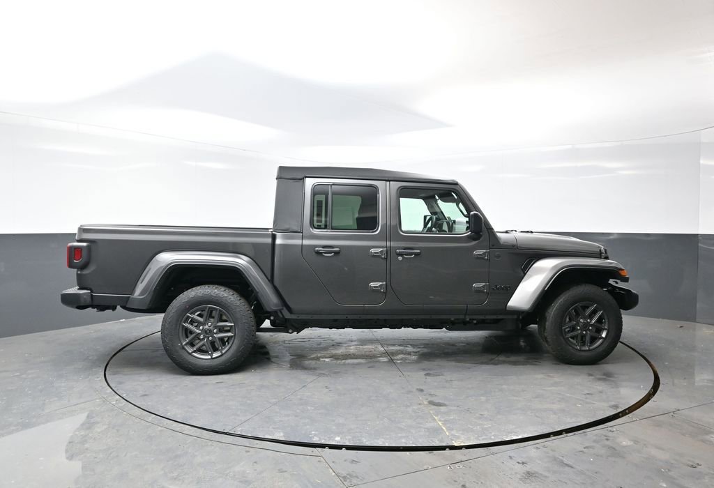 New 2026 Jeep Gladiator Sport image 3