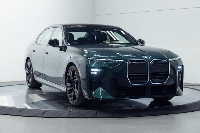 New 2027 BMW 740i xDrive w/ Executive Package AWD/4WD image 5