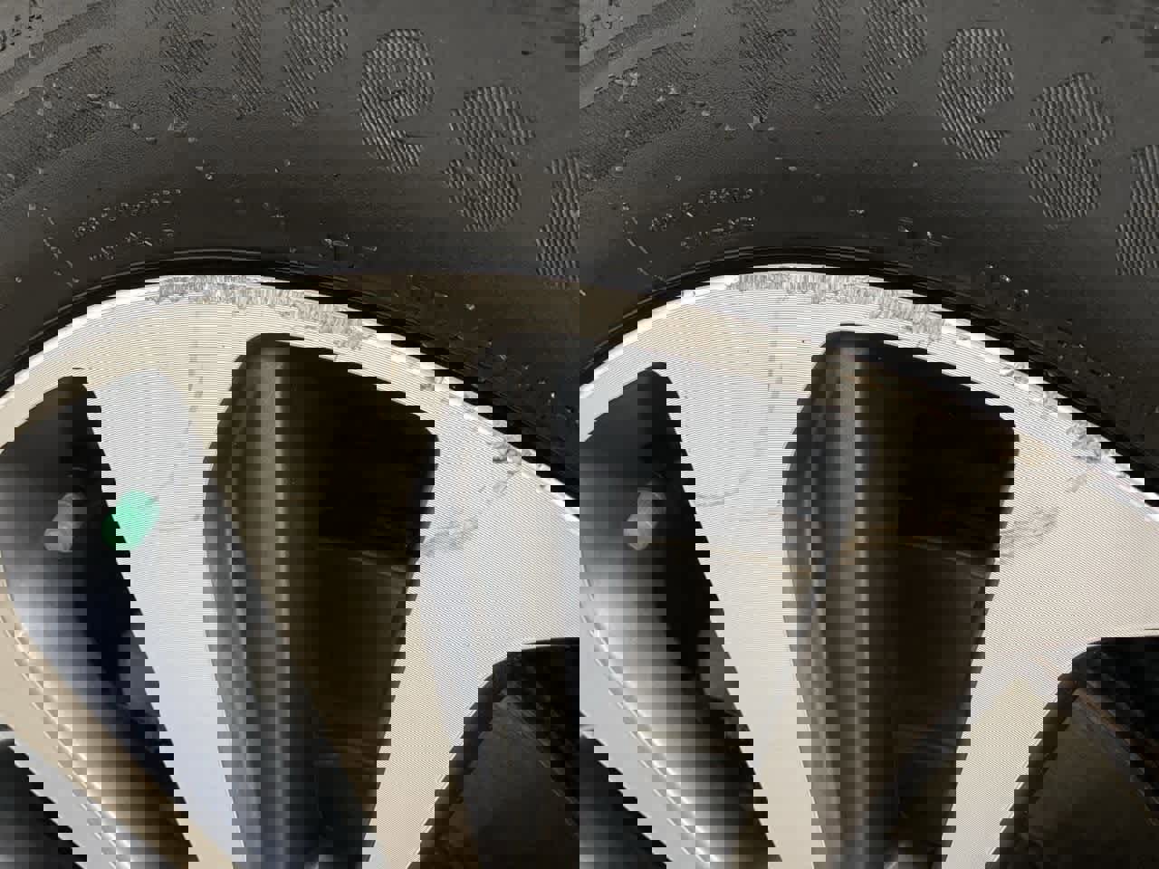 Used 2019 Buick Encore Essence image 33