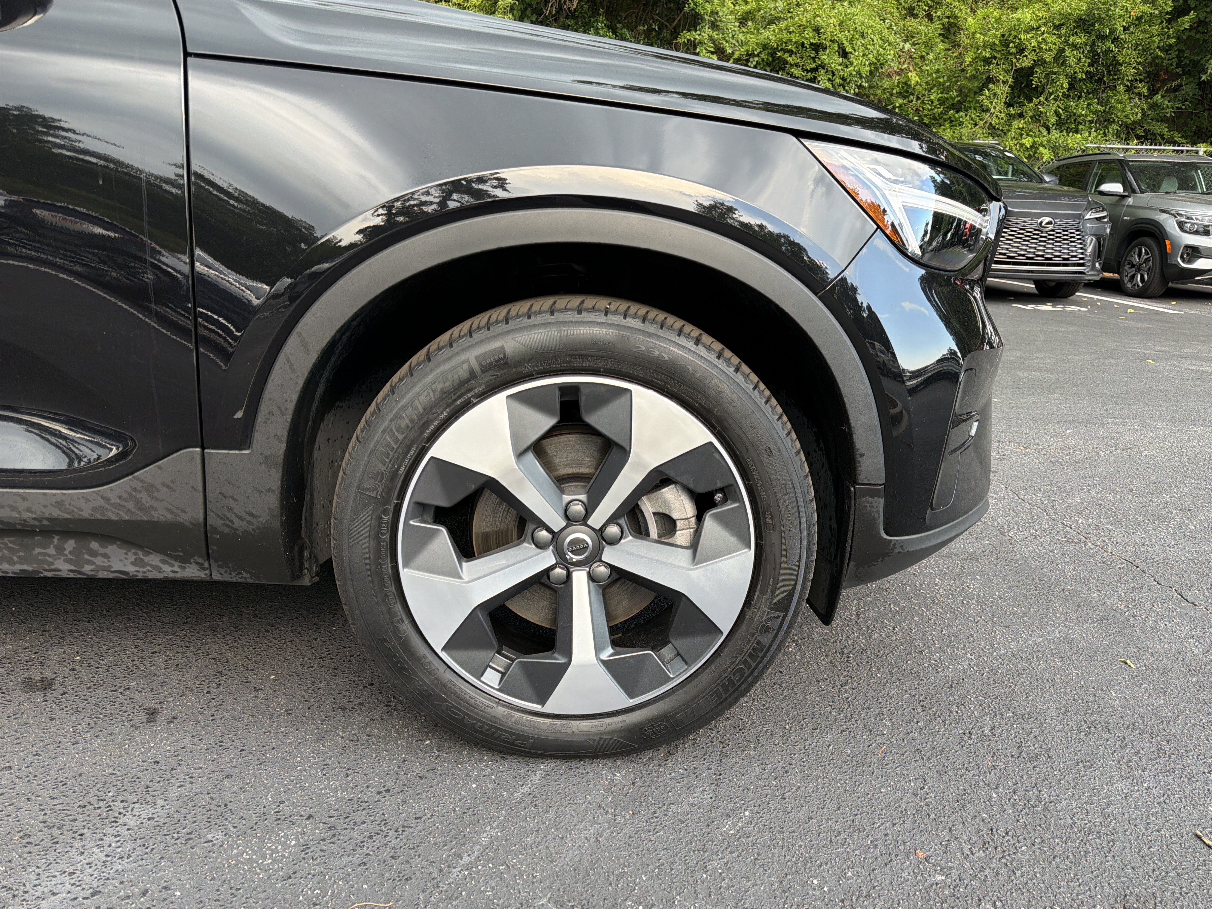 Certified 2024 Volvo XC40 B5 Core w/ Protection Package Premier AWD/4WD image 13