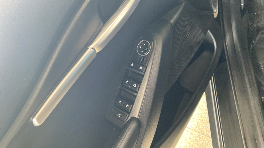 Used 2023 Kia Seltos LX AWD/4WD image 19