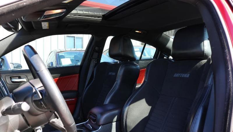 Used 2016 Dodge Charger R/T Scat Pack w/ Technology Group image 9