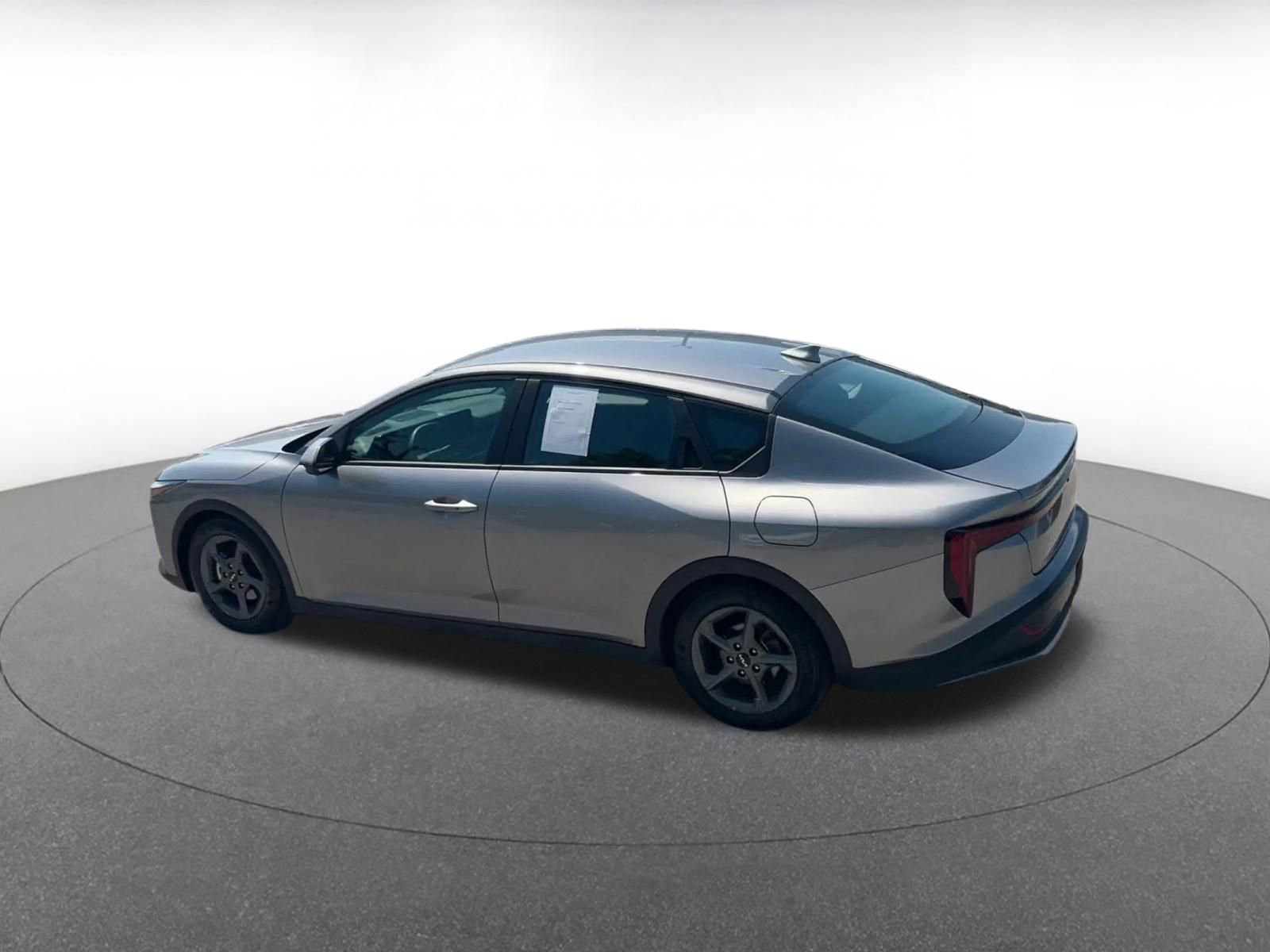 Used 2025 Kia K4 FWD image 10