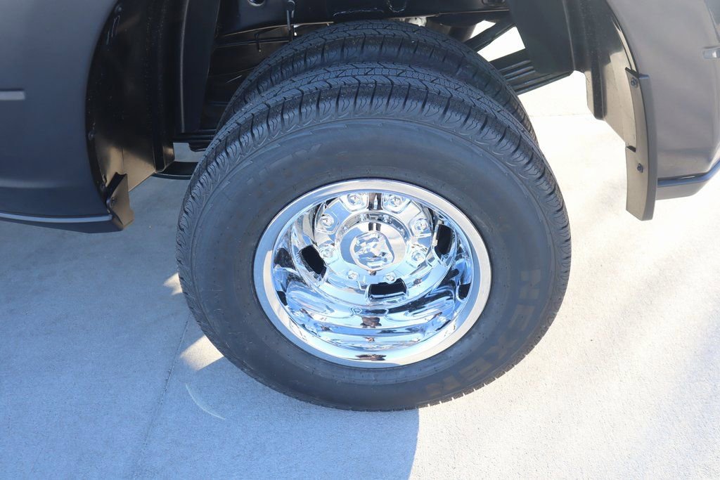 New 2026 RAM 3500 Tradesman image 18