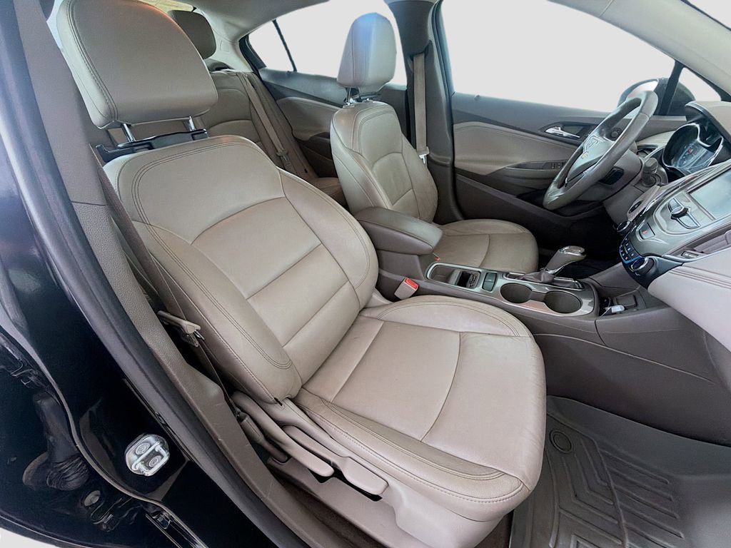 Used 2016 Chevrolet Cruze Premier w/ Enhanced Convenience Package FWD image 20