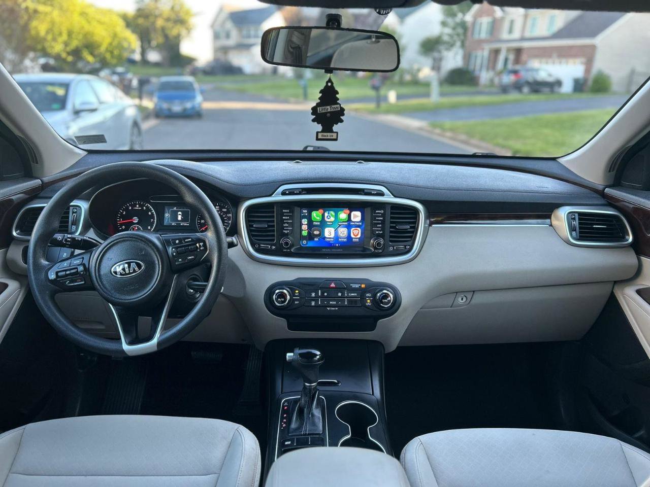 Used 2018 Kia Sorento FWD image 32
