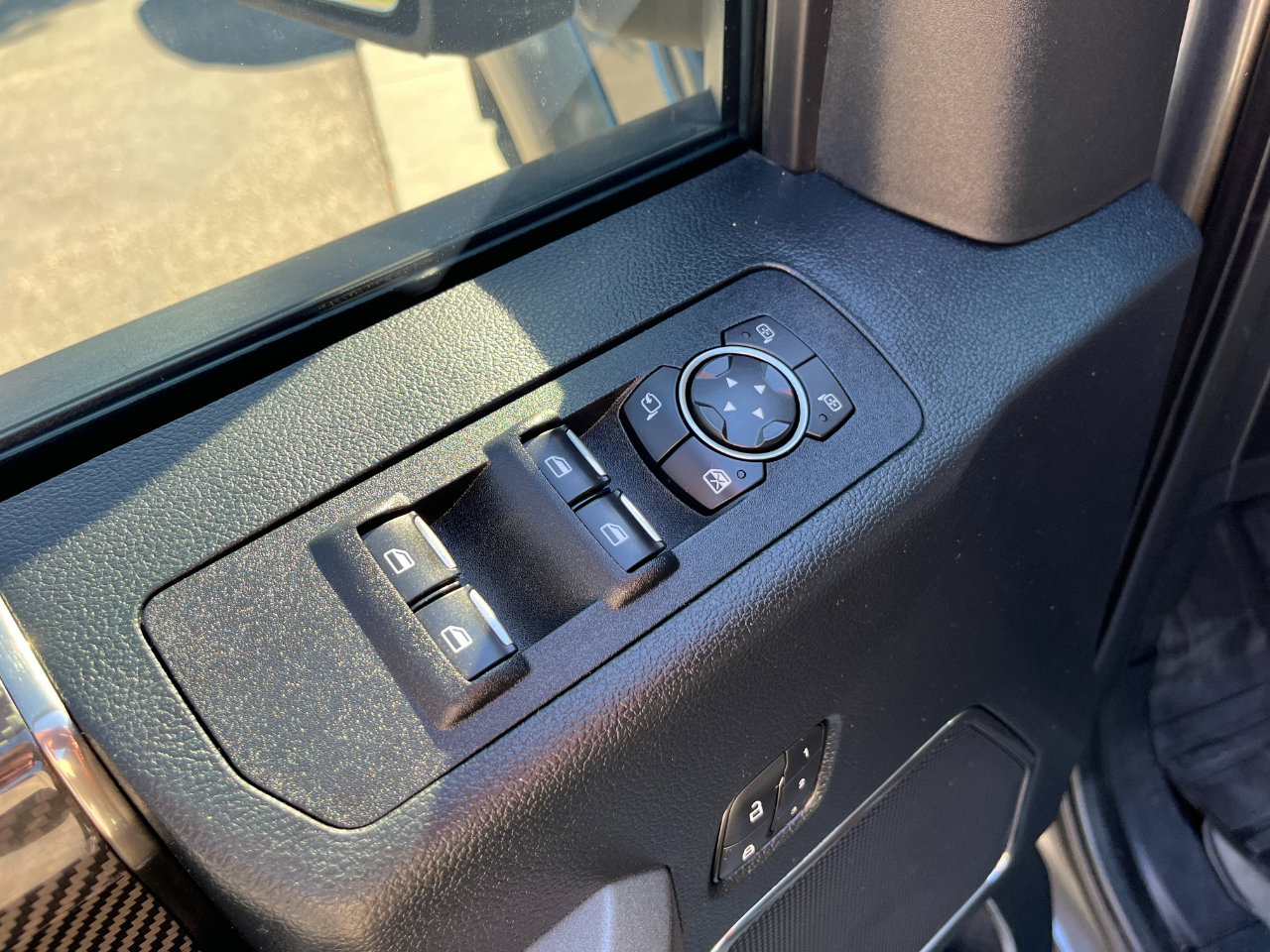 Used 2020 Ford F150 Raptor w/ Equipment Group 802A Luxury image 10