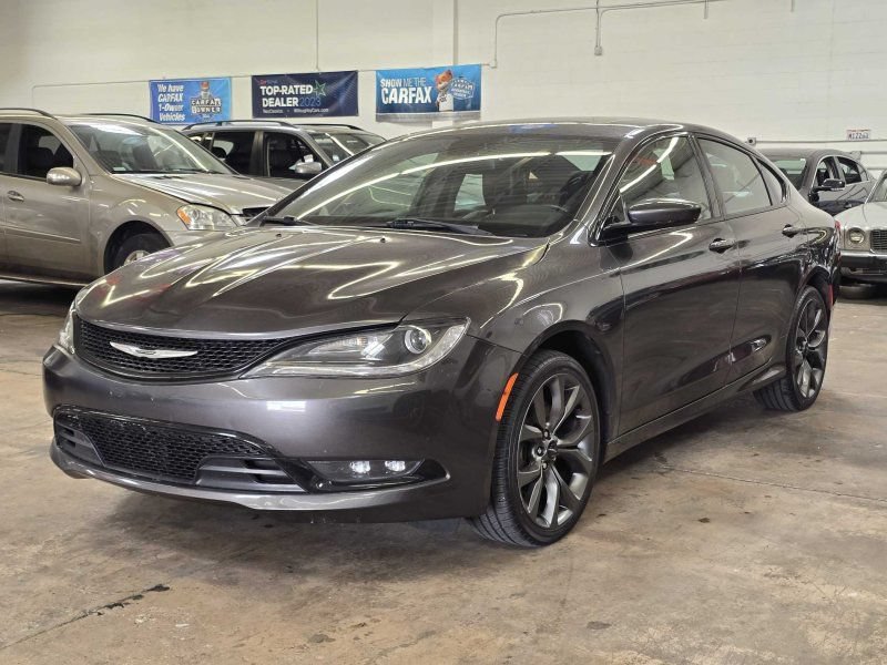 Used 2015 Chrysler 200 S w/ Navigation & Sound Group I AWD/4WD image 2