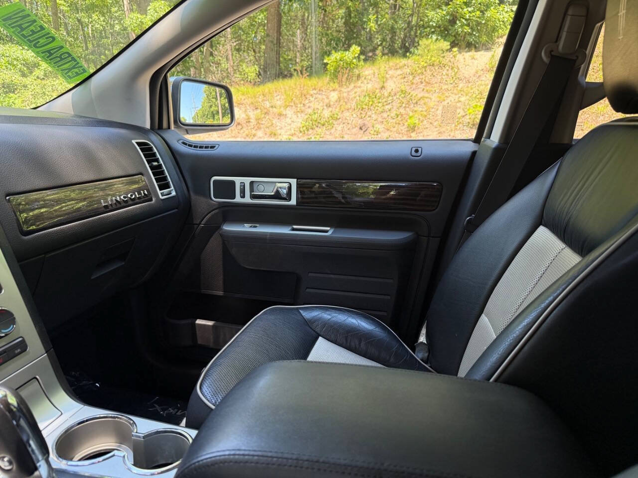 Used 2009 Lincoln MKX AWD image 13