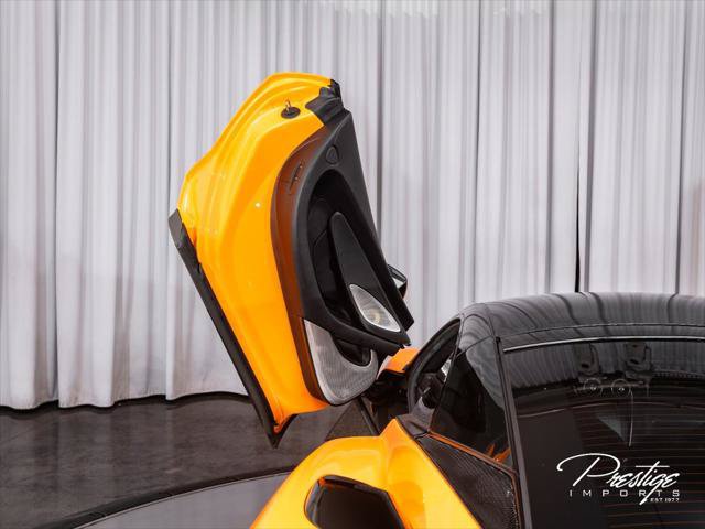 Used 2025 McLaren GTS RWD image 26