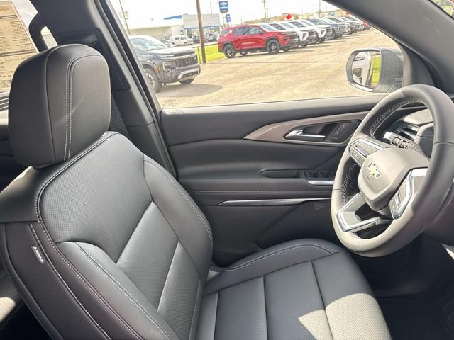 New 2026 Chevrolet Traverse LT w/ Driver Confidence Package FWD image 26