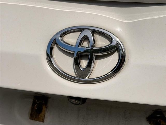 Used 2018 Toyota Corolla SE w/ Carpet Mat Package (TMS) FWD image 21