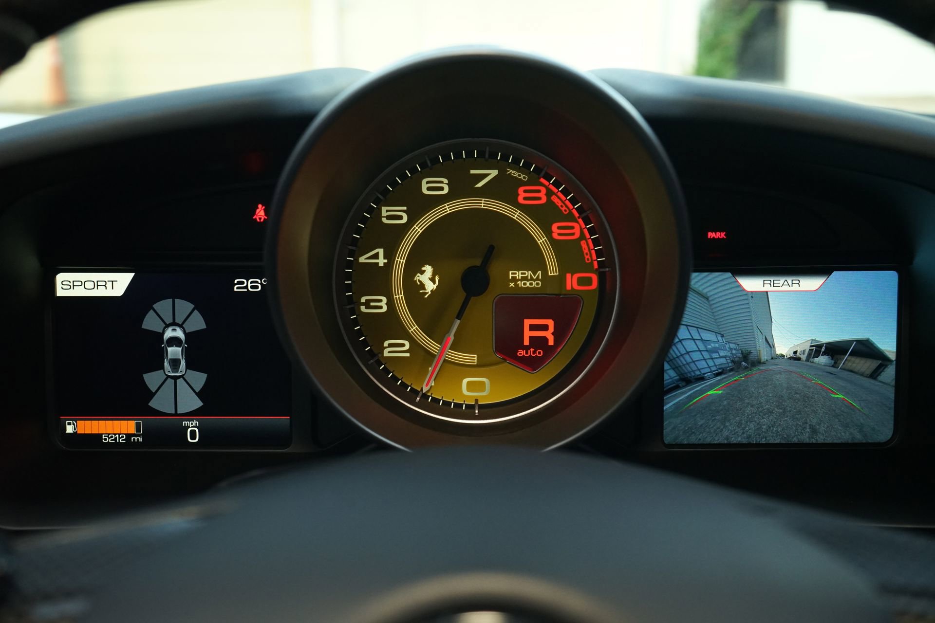 Used 2022 Ferrari F8 Tributo image 16